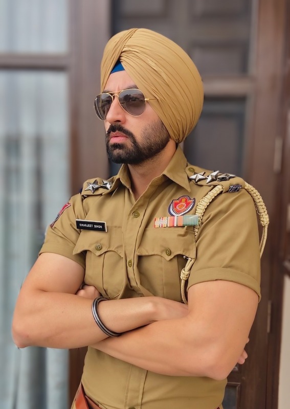 Actor Simarjeet Nagra as Police officer