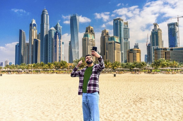 Arif Patel Take A Selfie At Dubai Marina Beach