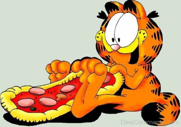 Garfield Eating Pizza