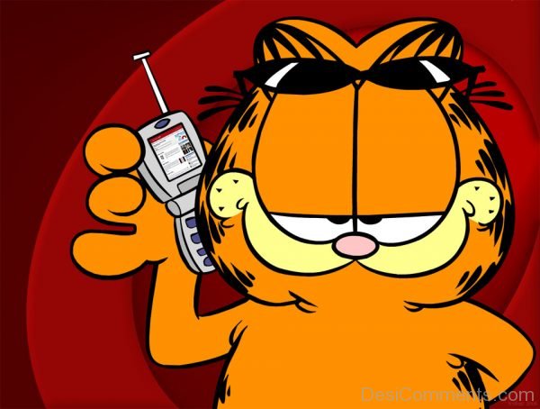 Garfield Holding Phone
