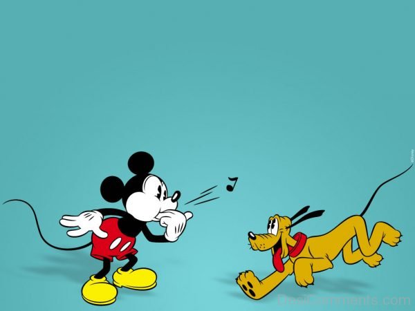 Micky Playing With Pluto