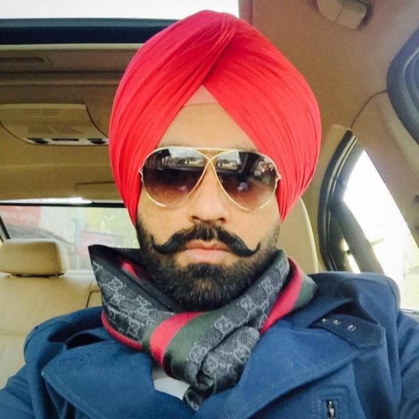 Picture Of Tarsem Jassar Looking Smart