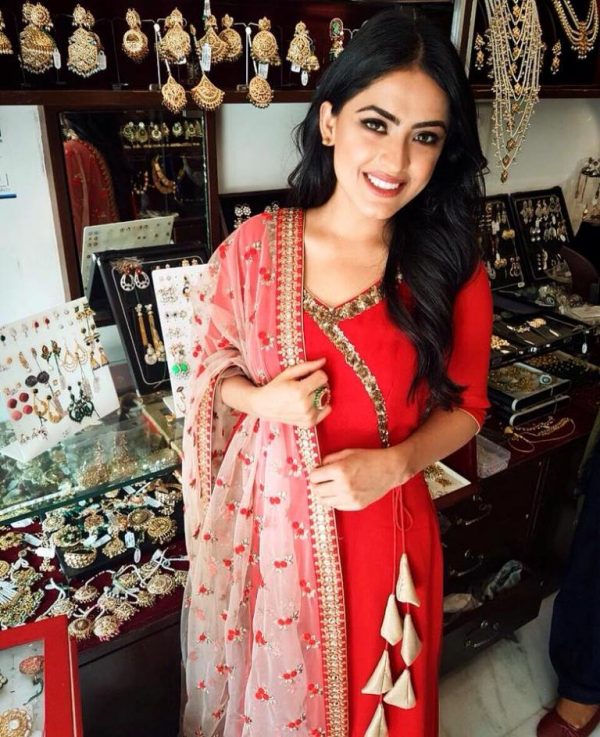 Simi Chahal At Jewellery Shop