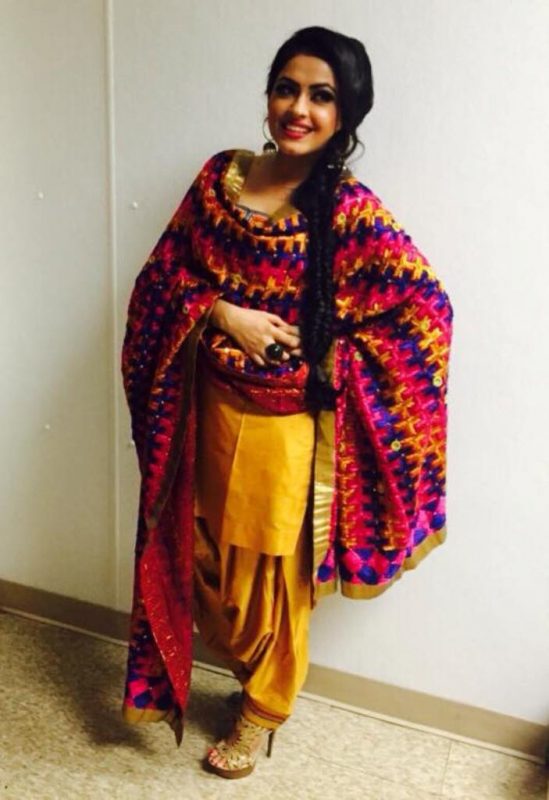 Simi Chahal In Punjabi Suit