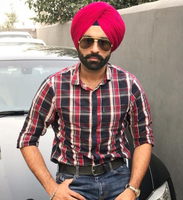 Tarsem Jassar Looking Handsome