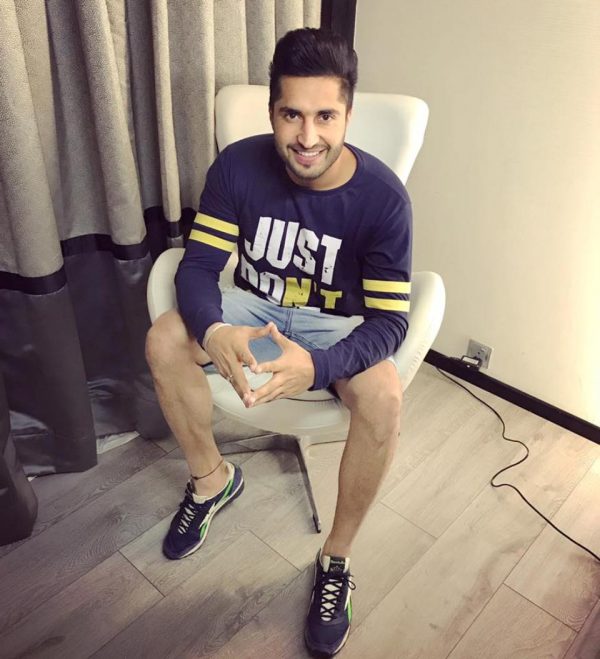 Jassi Gill Looking Amazing