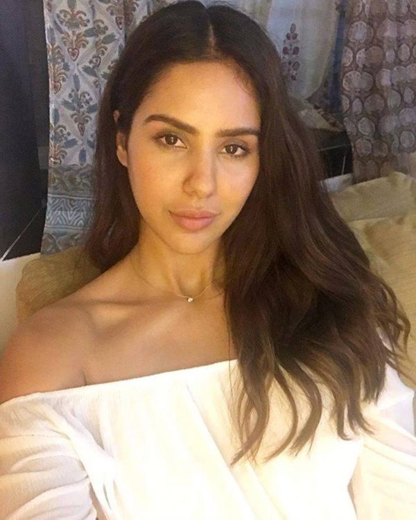 Actress Sonam Bajwa Looking Good