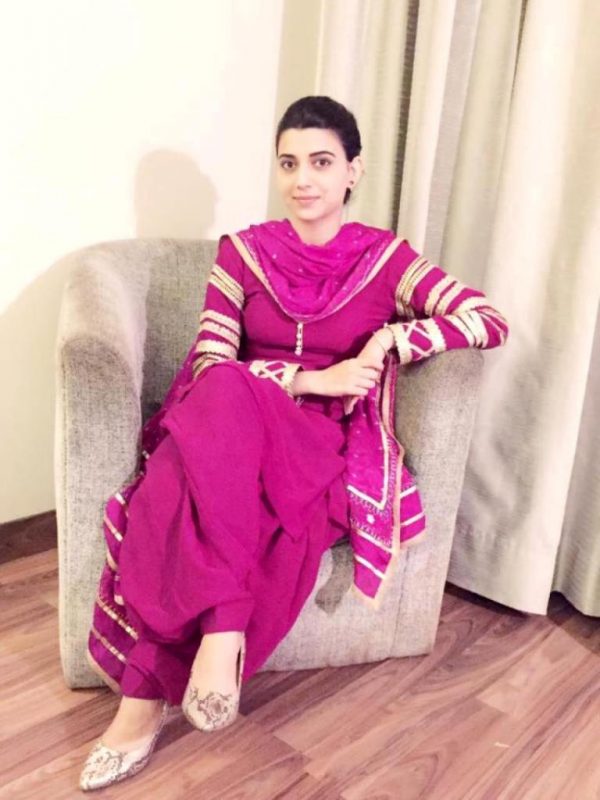 Image Of Singer Nimrat Khaira Looking Cute