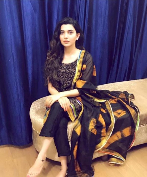 Nimrat Khaira Looking Pretty