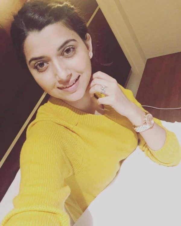 Pic Of Actress Nimrat Khaira Looking Stunning