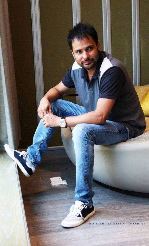 Picture Of Amrinder Gill Looking Good