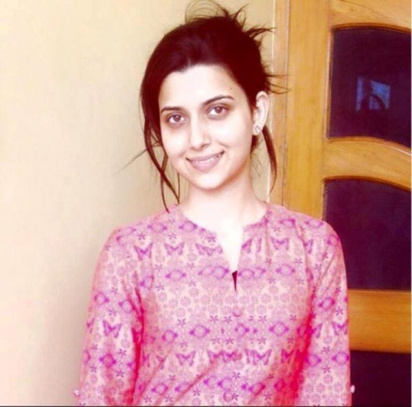 Picture Of Singer Nimrat Khaira Looking Great