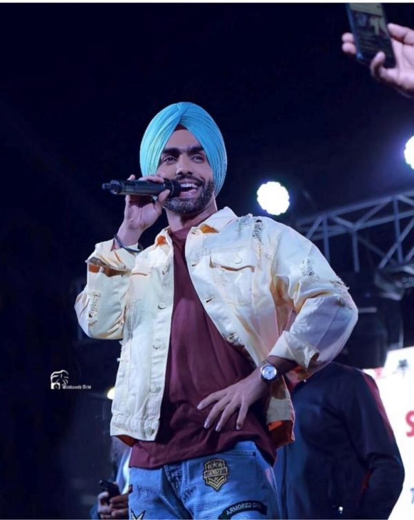 Ammy Virk Looking Wonderful