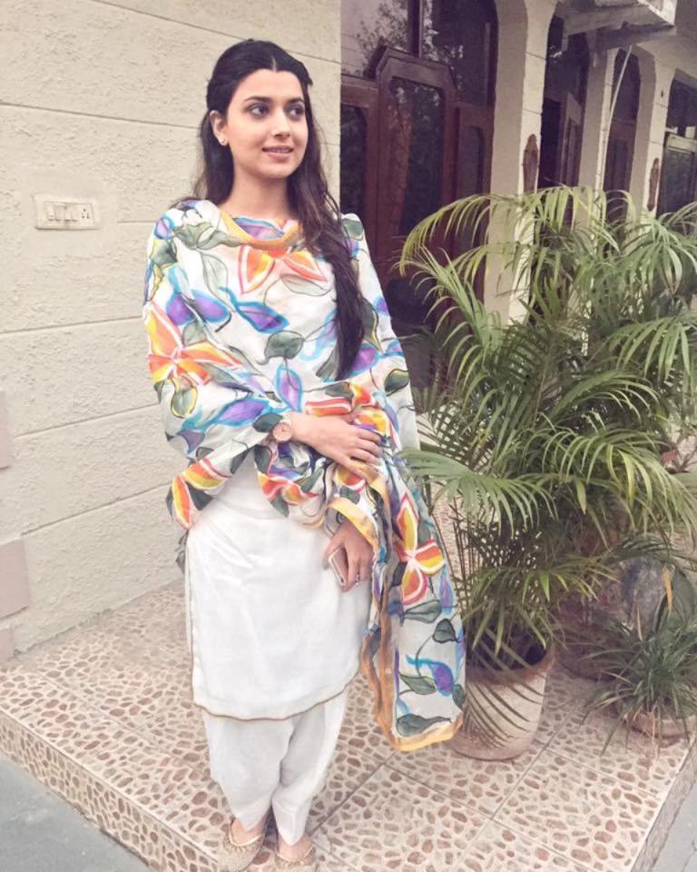 Nimrat khaira in suit with salwar and Palazzo//nimrat khaira new design of punjabi  suit salwar// - YouTube
