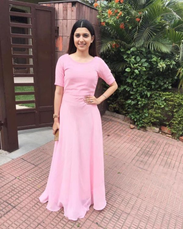 Pic Of Actress Nimrat Khaira Looking Lovely