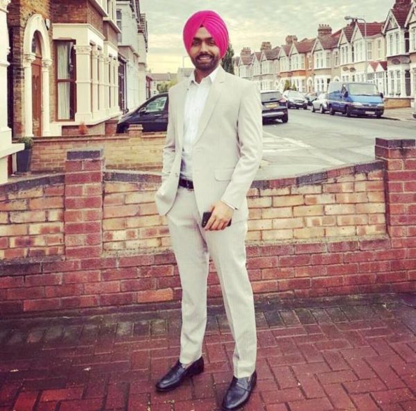 Pic Of Ammy Virk Looking Great