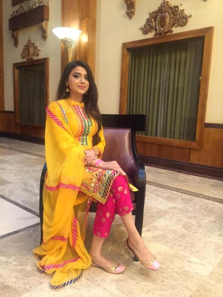 Nimrat Khaira Yellow Suit Collection @nimmo_creations - YouTube