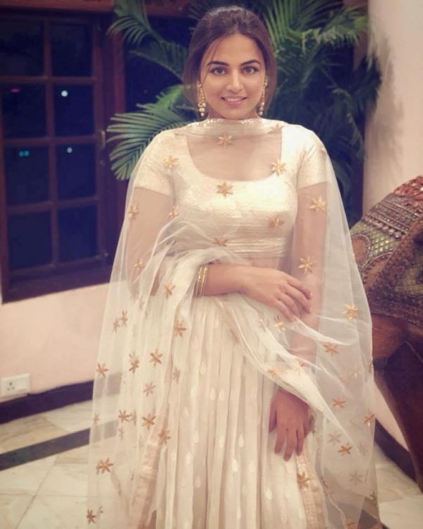 Picture Of Wamiqa Gabbi Looking Awesome
