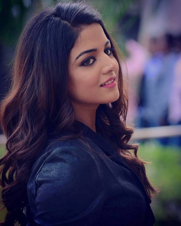 Picture Of Wamiqa Gabbi Looking Cute And Sweet