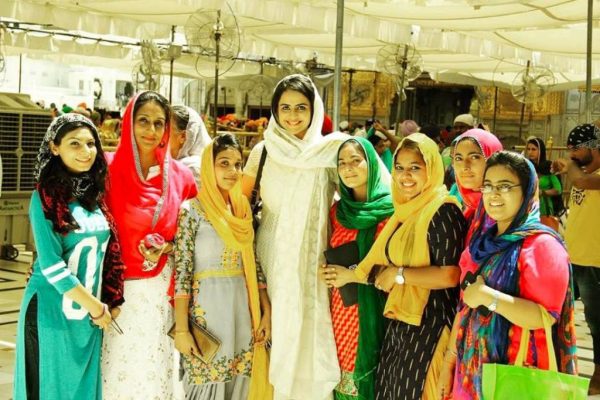 Prachi Tehlan At Golden Temple