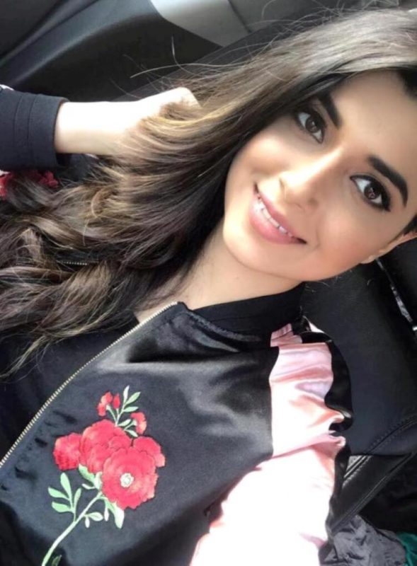 Selfie Of Nimrat Khaira