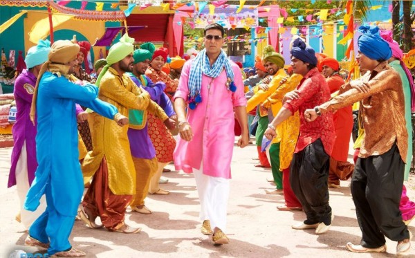 Akshay Kumar During a shooting0