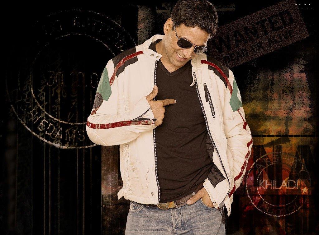 Akshay Kumar Giving A excellent Pose