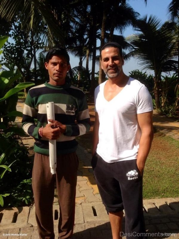 Akshay Kumar With His Fan