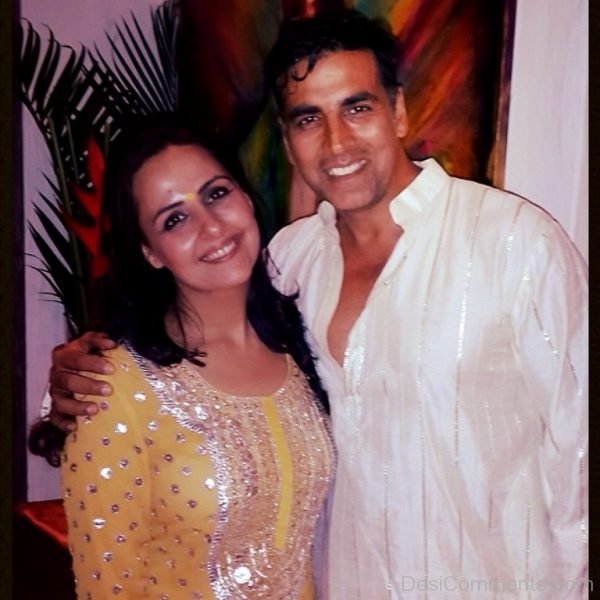 Akshay Kumar With His Sister