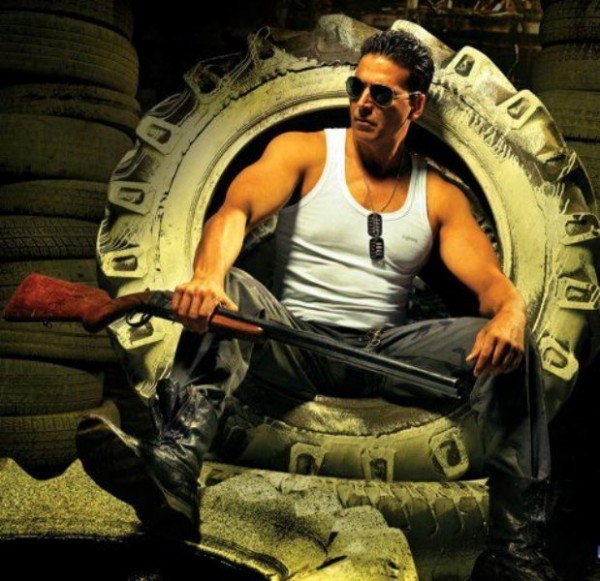 Akshay kumar Giving A Pose With Gun