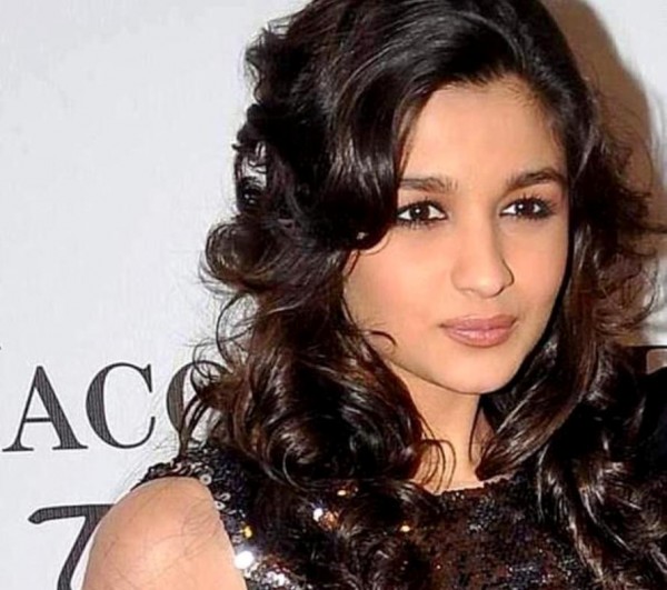 Alia Bhatt Hot Hairstyle