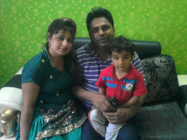 Amar Arshi With His Family