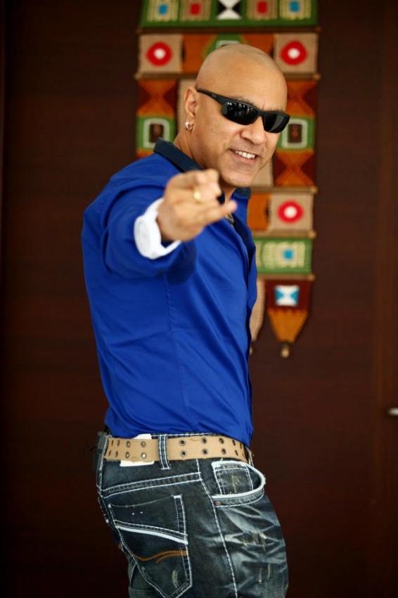 Baba Sehgal Looking Smart