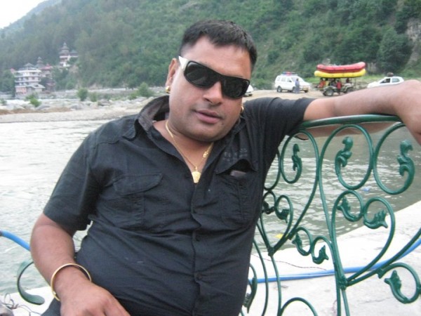 Babu Chandigarhia Wearing Sunglasses