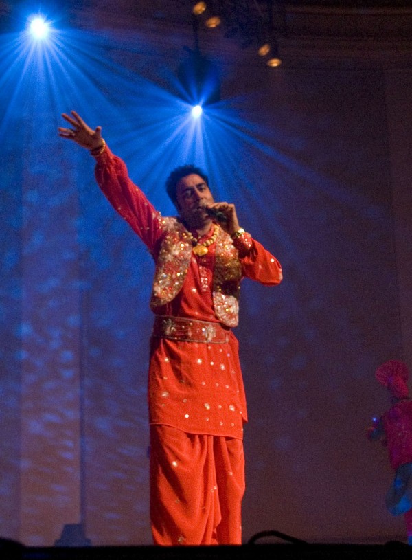 Baljit Malwa During Stage Show