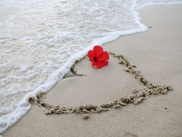 Beach Heart Image
