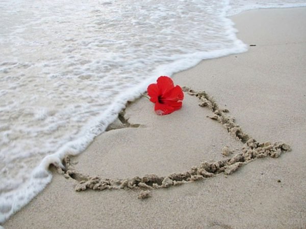 Beach Heart Image-DC07