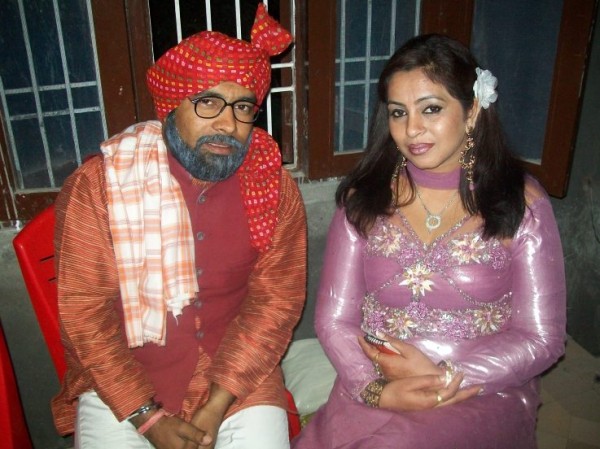 Bhajna Amli With Female Model