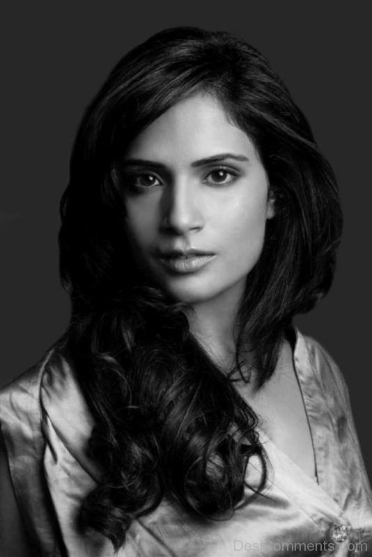 Black And White Pic Of Richa Chadda-DC009