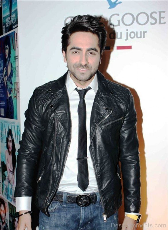 Dc02-Ayushmann Khurrana Looking Handsome