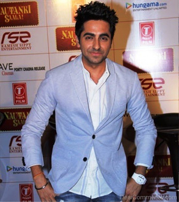 Dc02-Smiling Ayushmann Khurrana