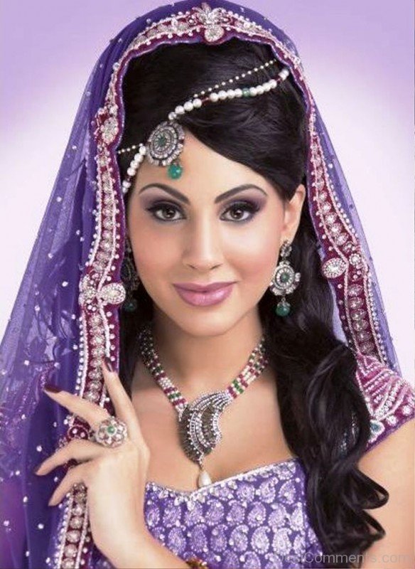 Dc99Deana Uppal  Looking Sweet