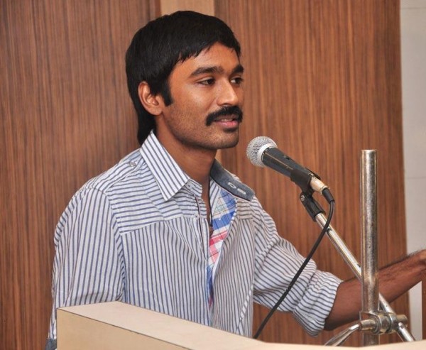 Dhanush On Mike 