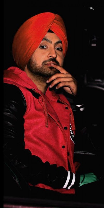 Diljit Dosanjh Looking Nice