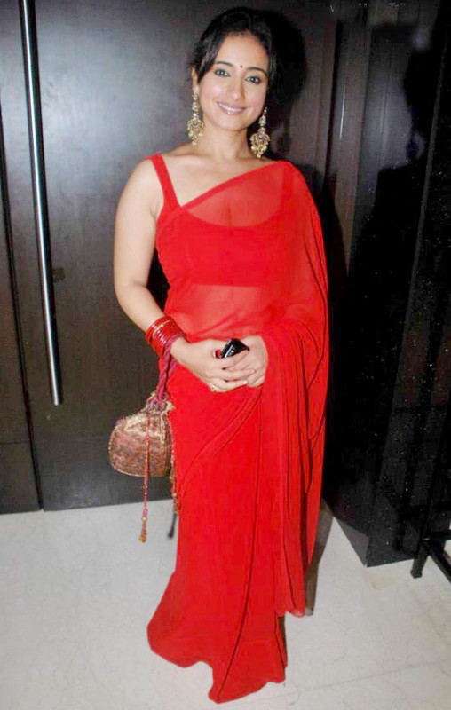 Divya Dutta Looking Great In Red Saree