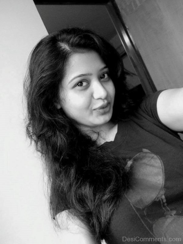 Ena Saha Black And White Photo-DC089