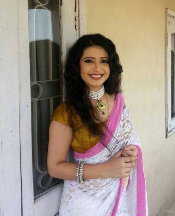 Ena Saha Looking Good In Saree-DC236