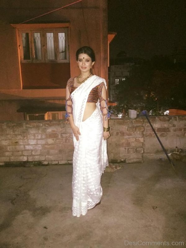 Ena Saha Wearing White Saree-DC126