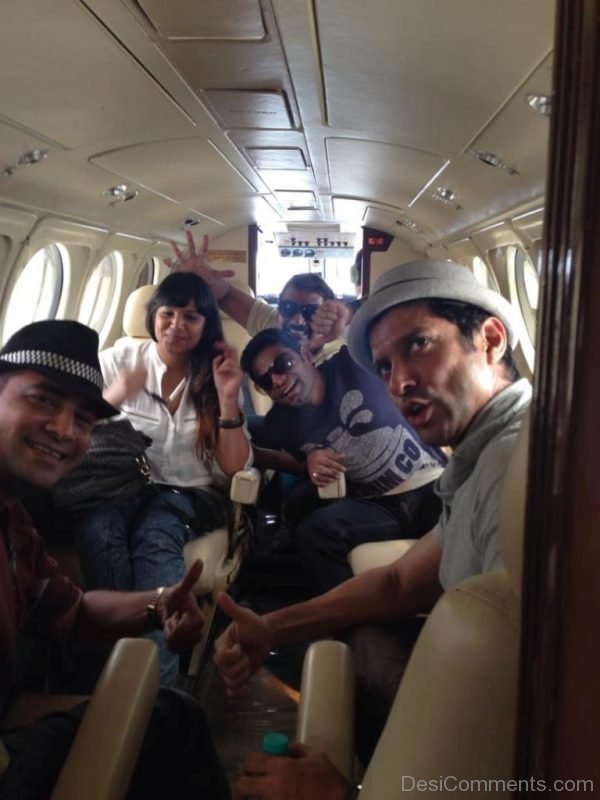 Farhan Akhtar In Aeroplane-DC030