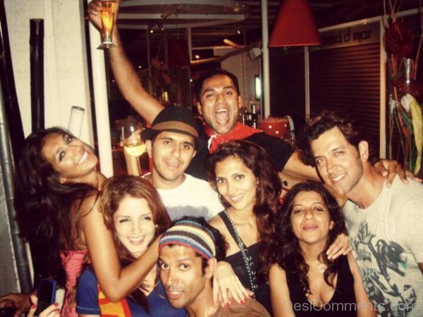 Farhan Akhtar With Other Star Cast-DC095